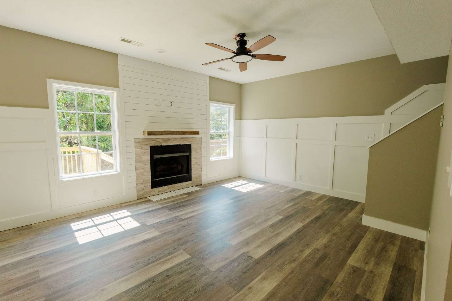 213 Azalea Dr