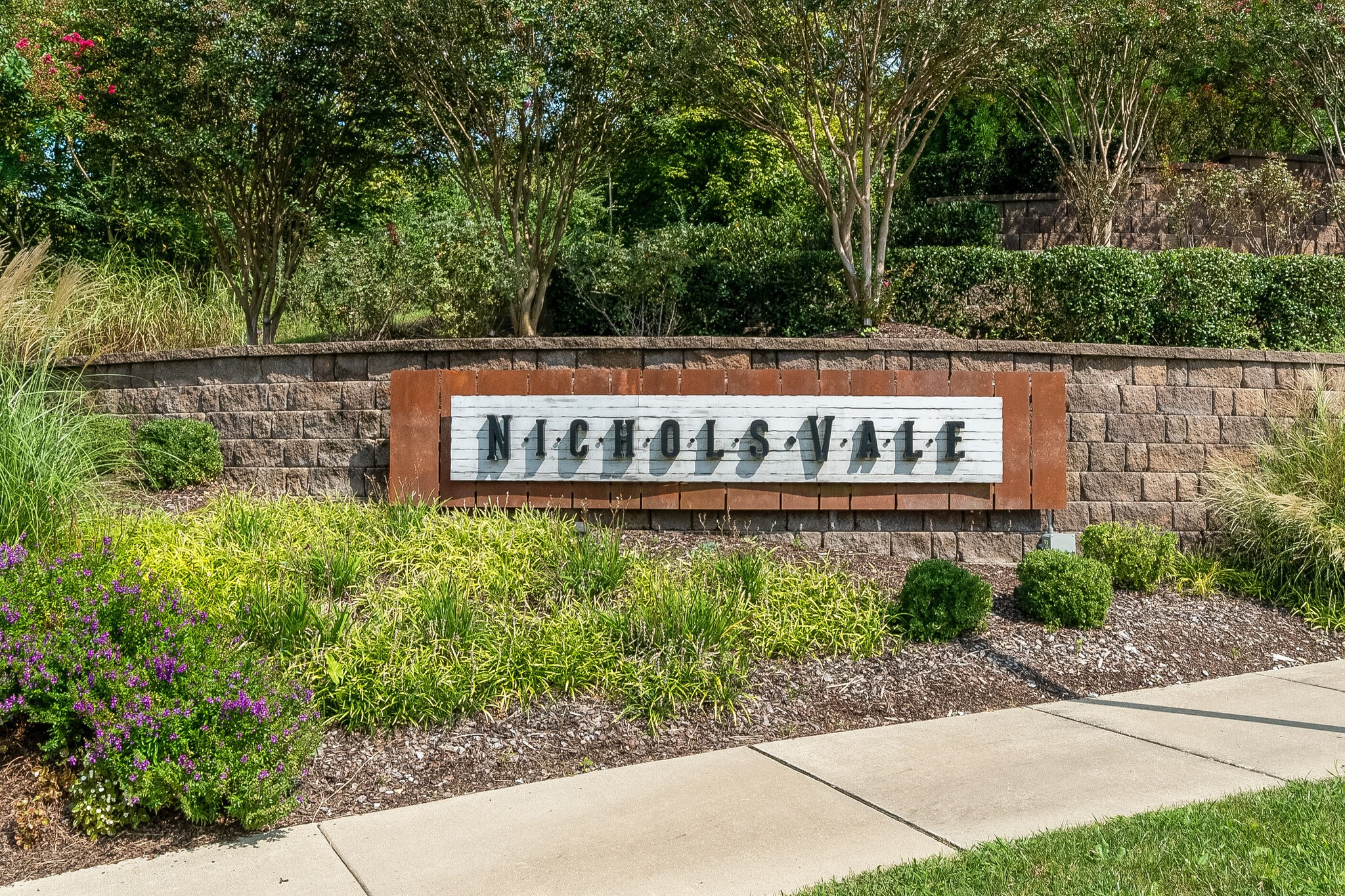 Photo 4 of 35 of 1029 Livingstone Ln townhome