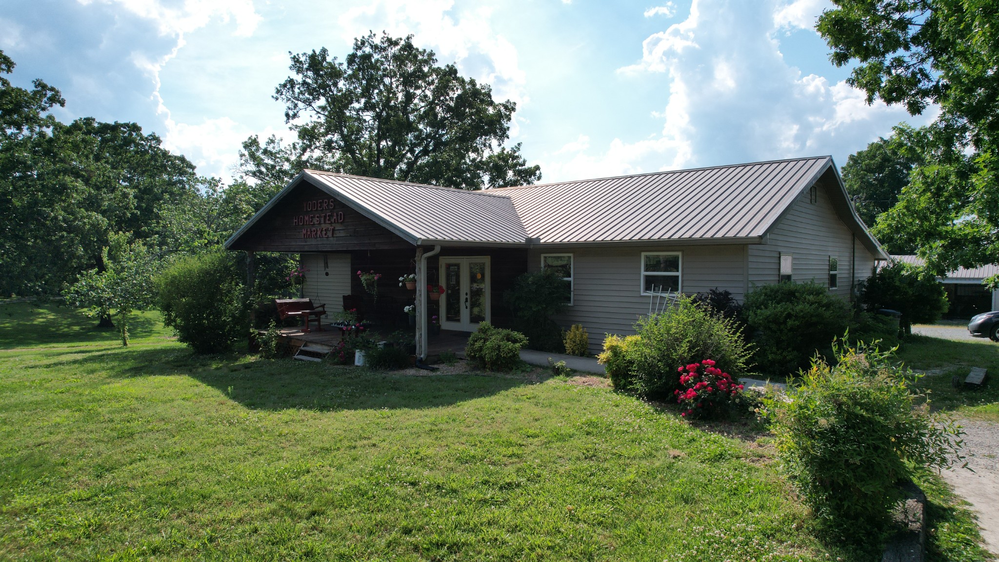 3555 Summertown Hwy