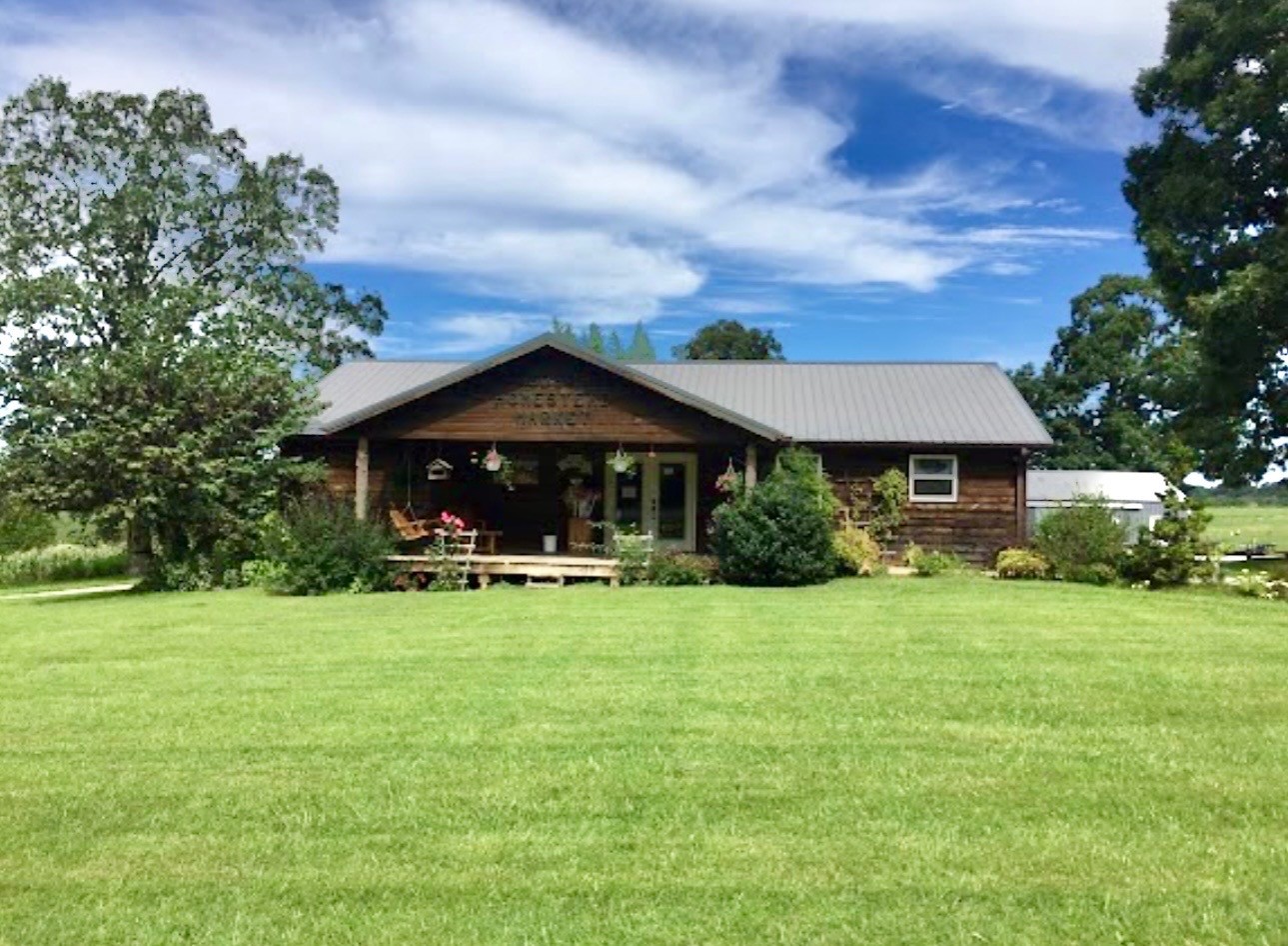 3555 Summertown Hwy