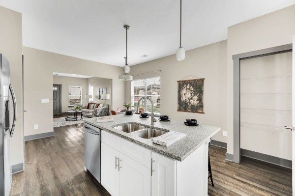 605 Bristol Creek Dr