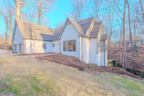 103 East Cv Florence AL 35634