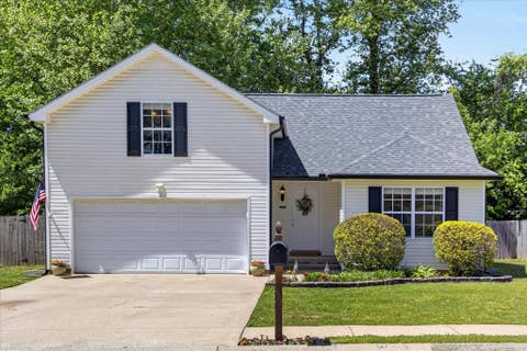 Photo of 1481 Mutual Dr, Clarksville, TN 37042 (MLS # 3513601)