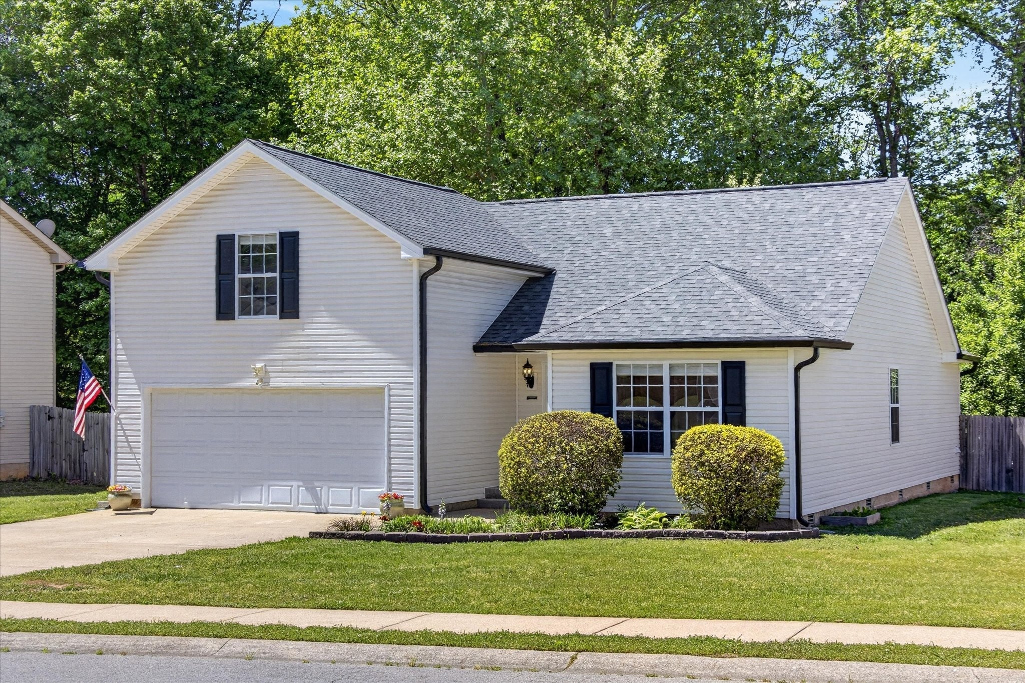 1481 Mutual Dr