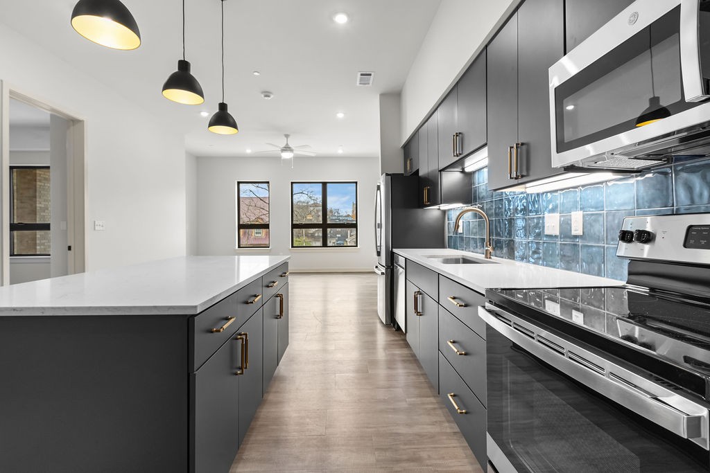 1014 16th Ave S 108