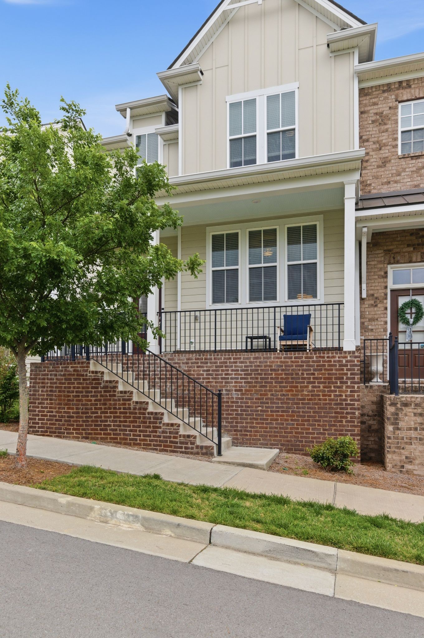 1746 Park Terrace Ln