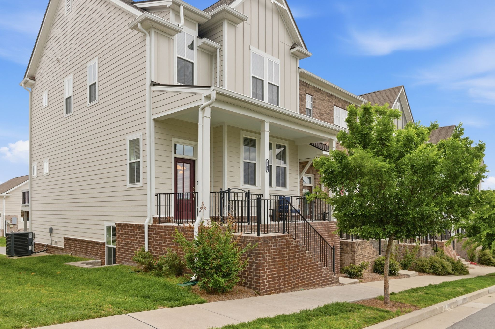 1746 Park Terrace Ln