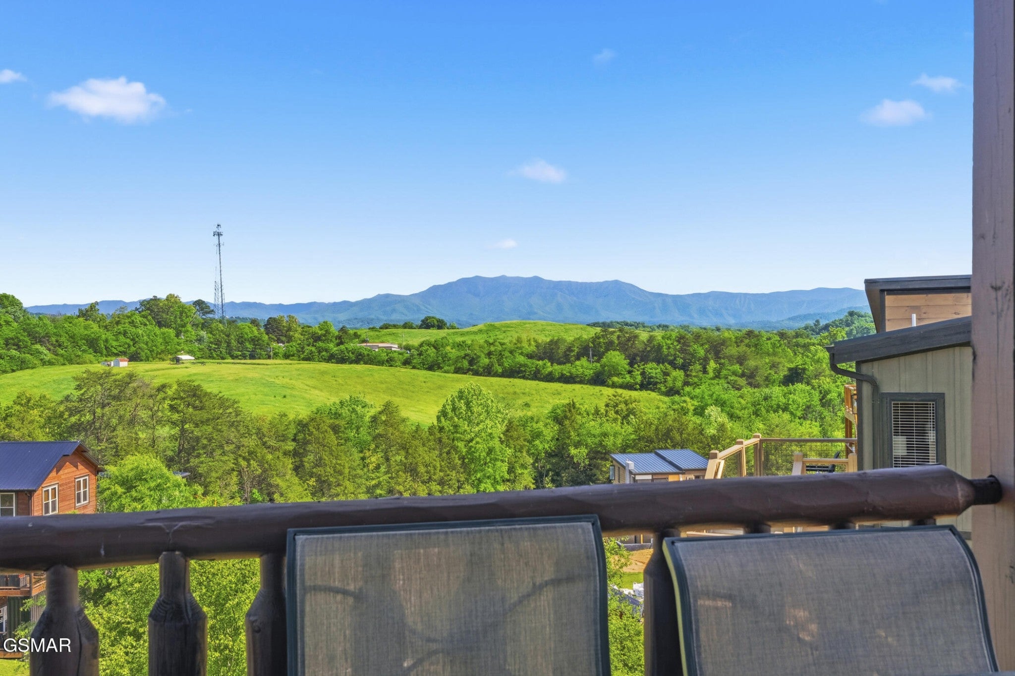 1571 Rainbow Ridge