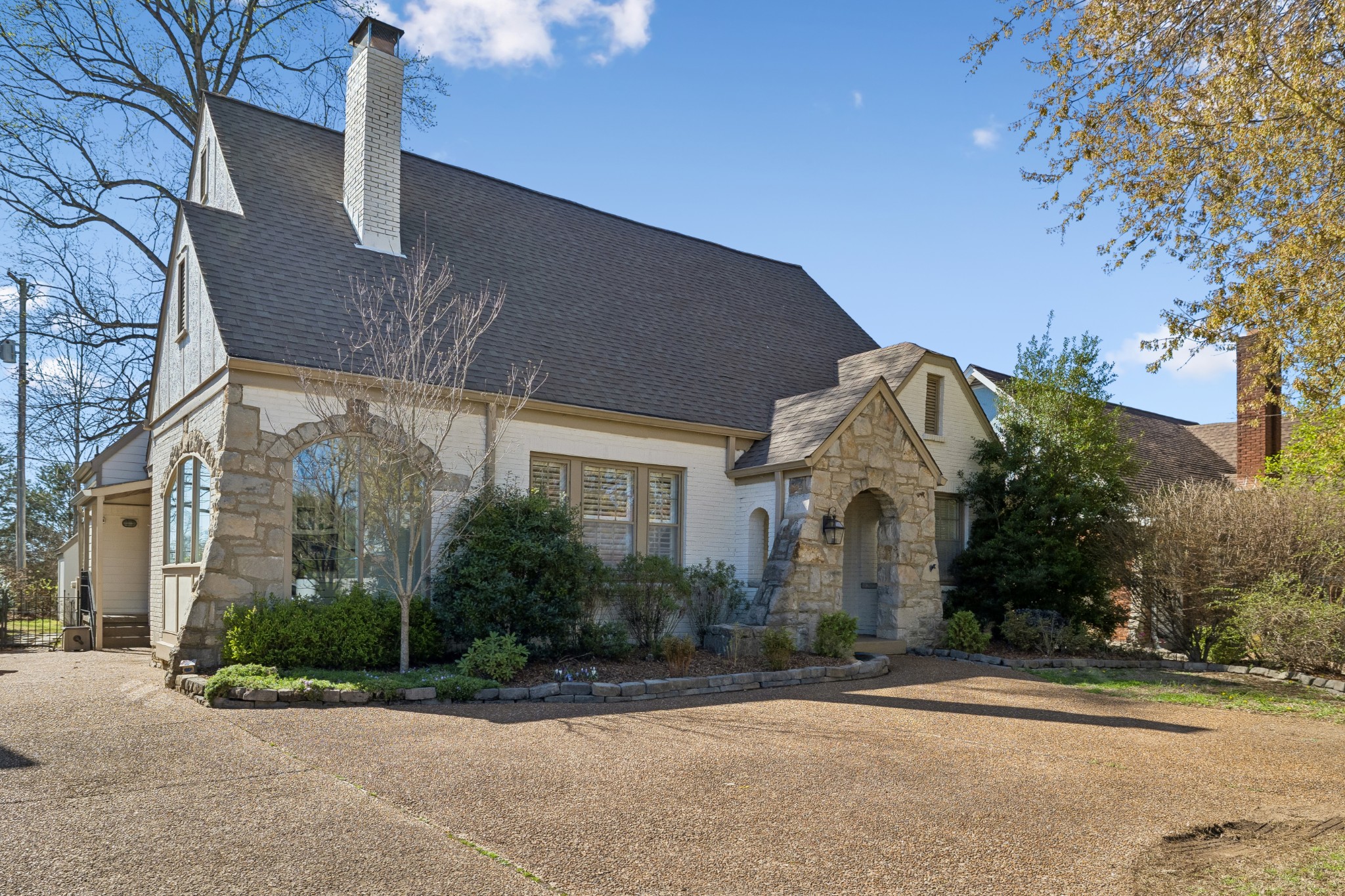 239 Cherokee Rd
