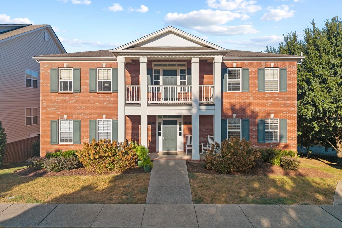 2-bed listing at 1225 Park Run Dr, Franklin