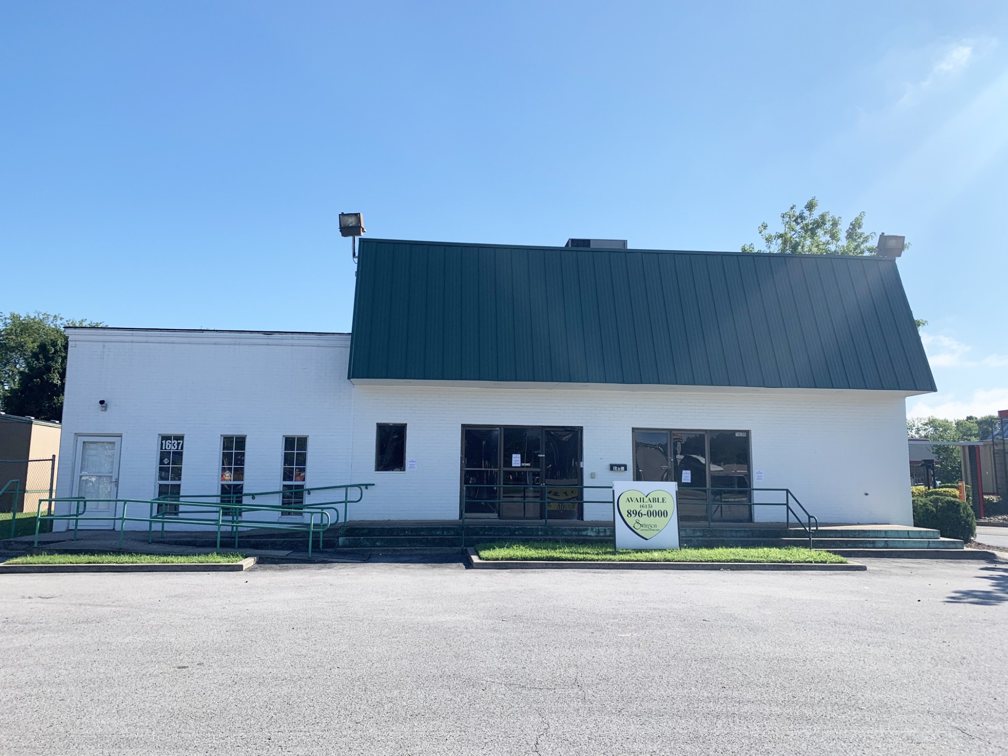 1635 Middle Tennessee Blvd