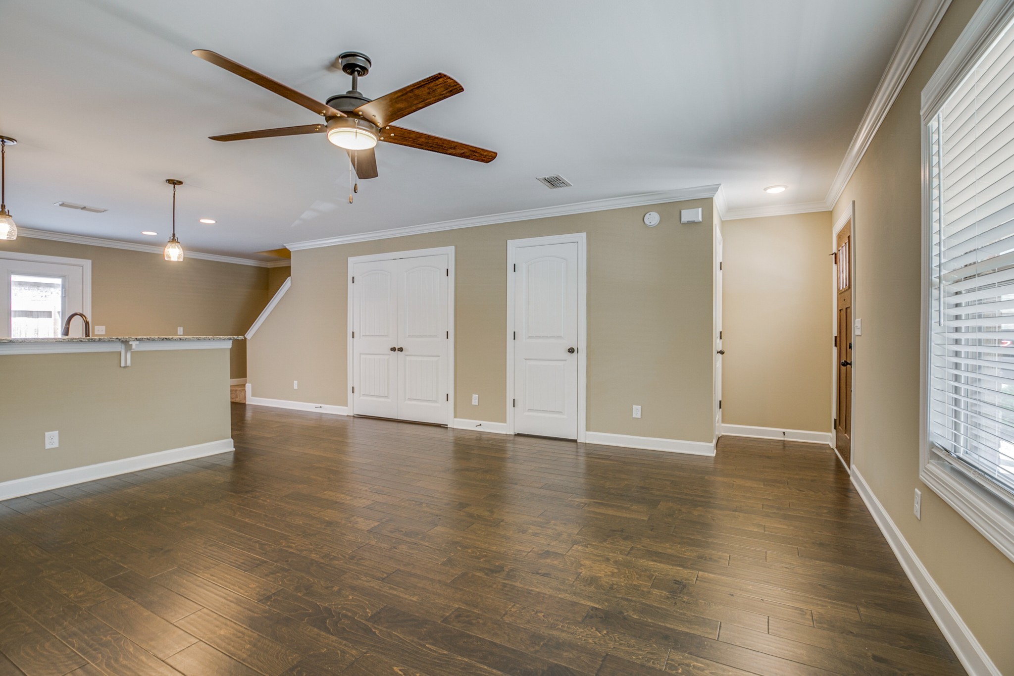 2506 E Main St D3