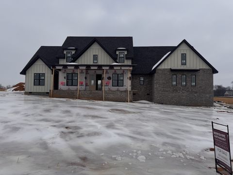 5022 Royal View Way Clarksville TN 37040