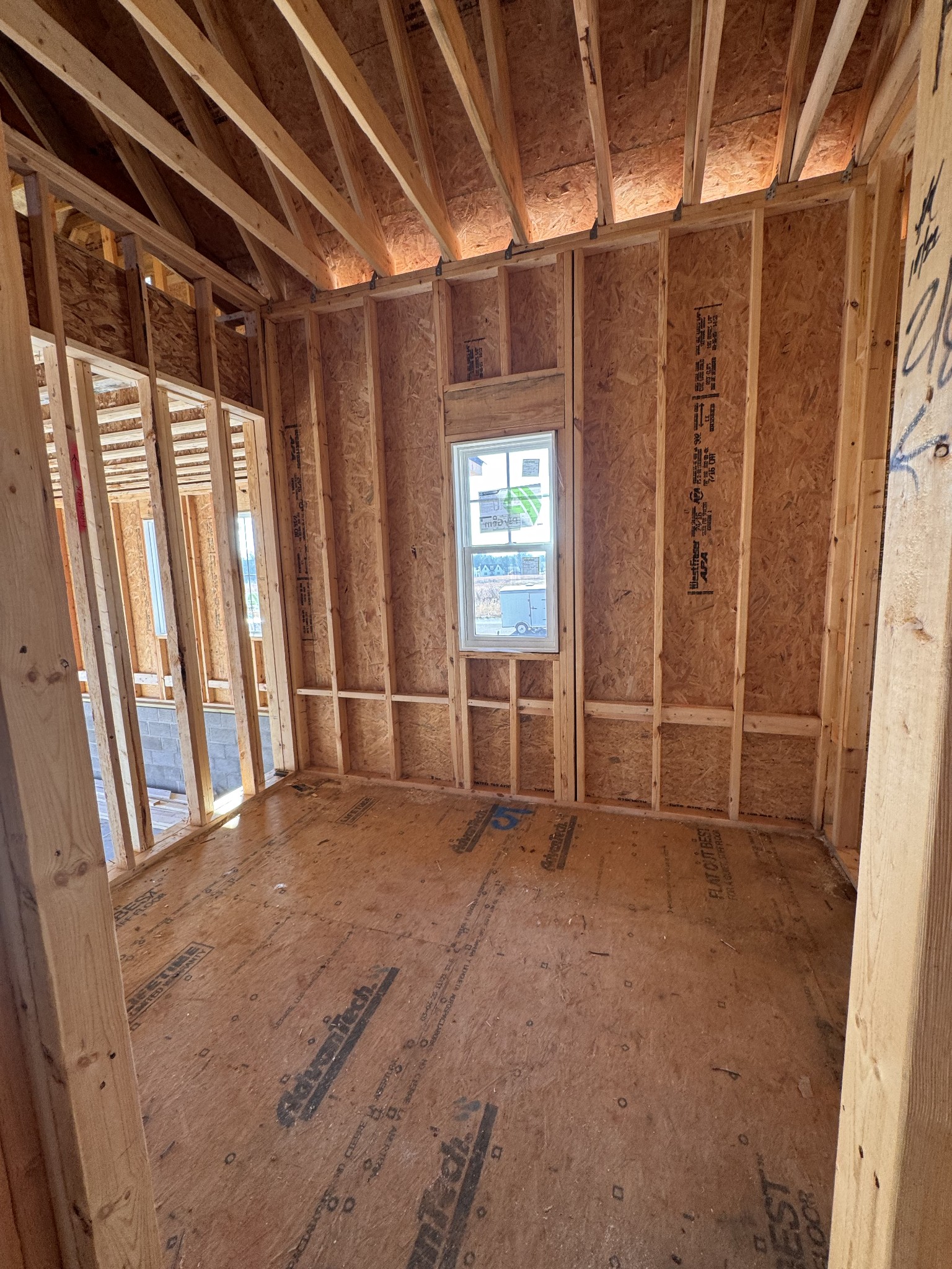 Clarksville, Tennessee 37040, United States, 3 Bedrooms Bedrooms, ,4 BathroomsBathrooms,Residential,Active,254734