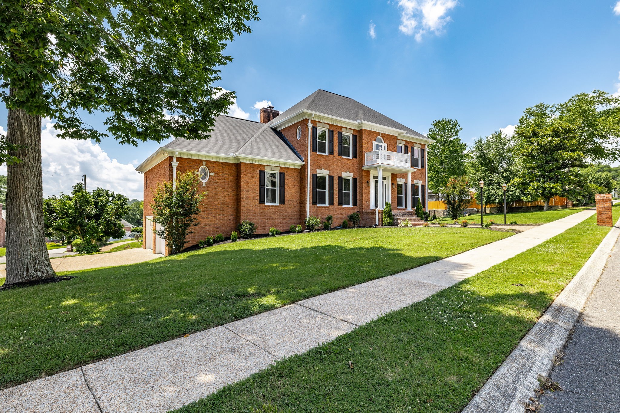 104 Governors Point Blvd