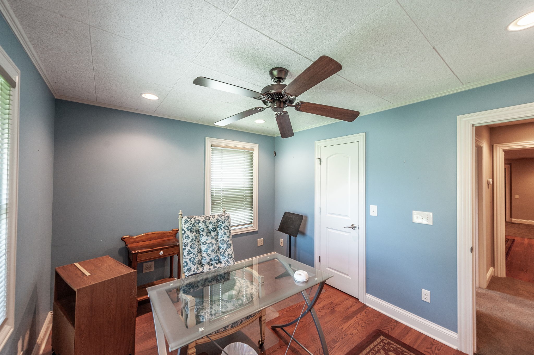 204 Bluebird Dr