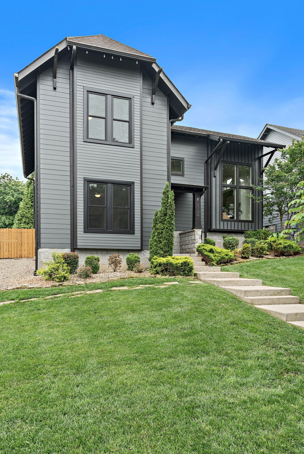 2724 Greenside Pl