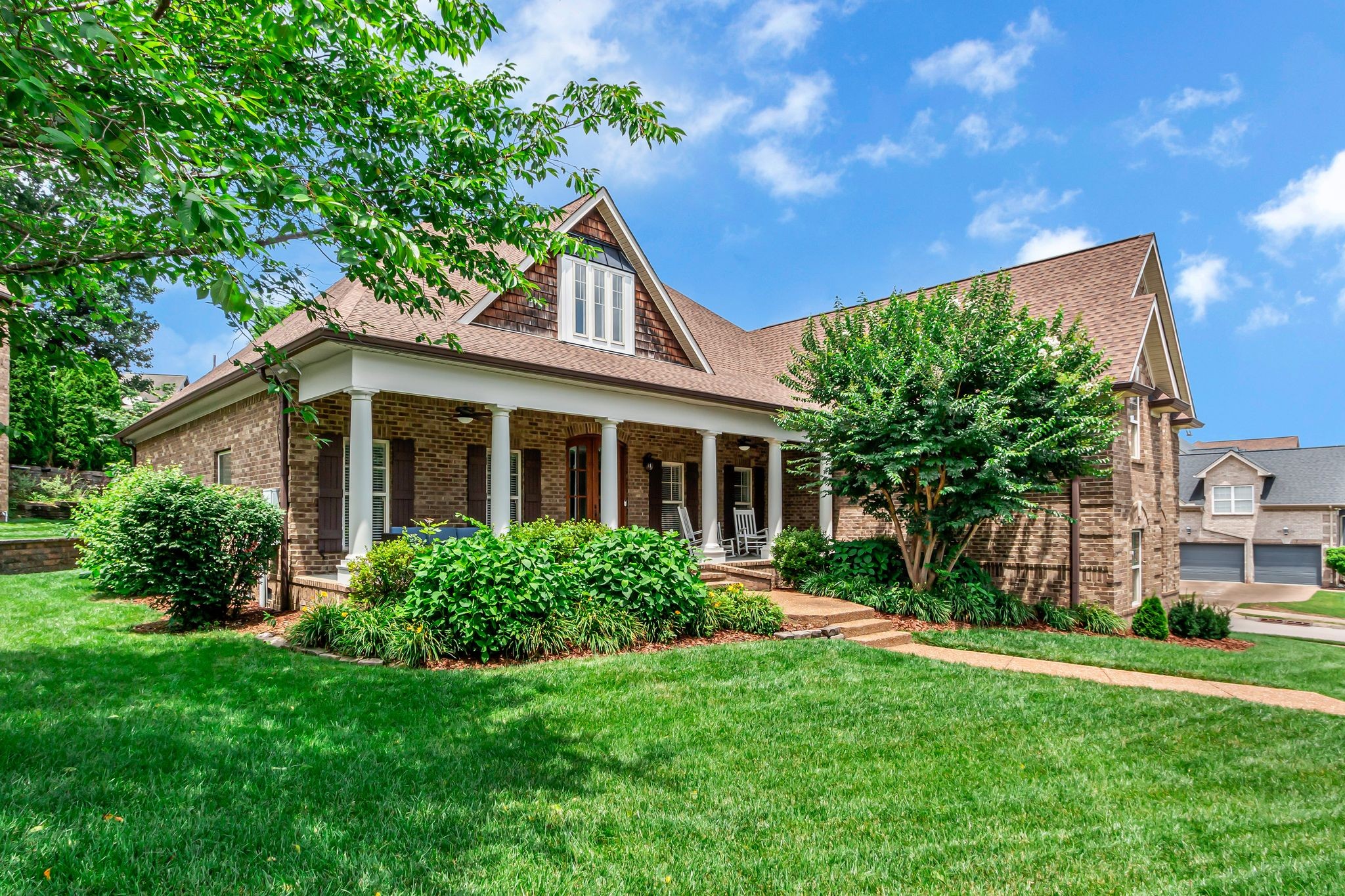 1051 Fitzroy Cir