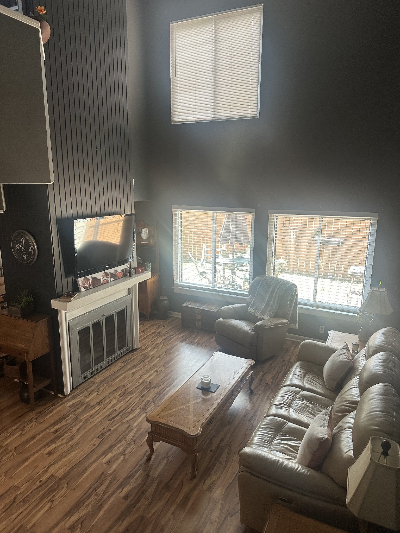 4838 Club Dr