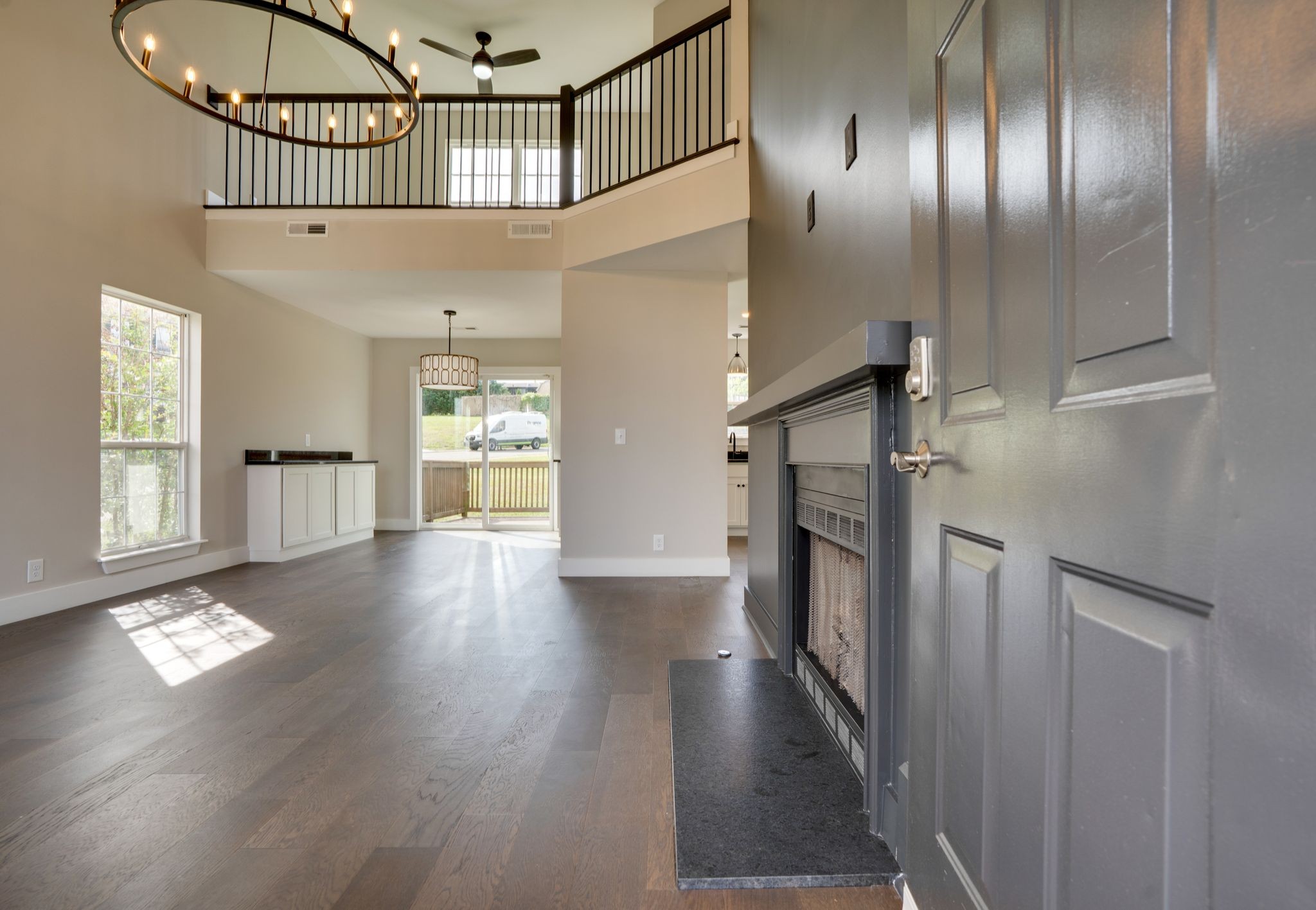 201 Crosshaven Ct