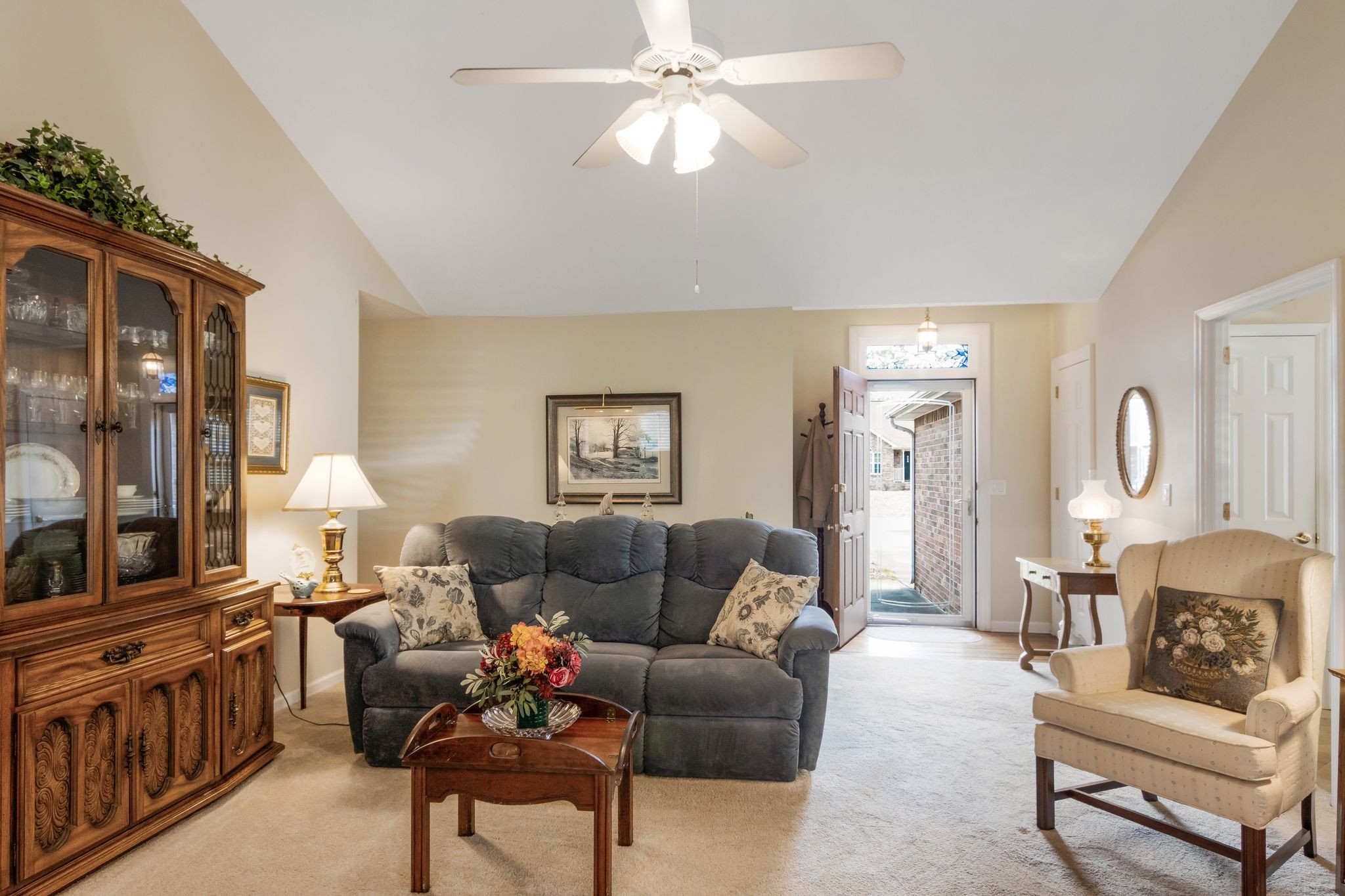 716 Saint Francis Ave