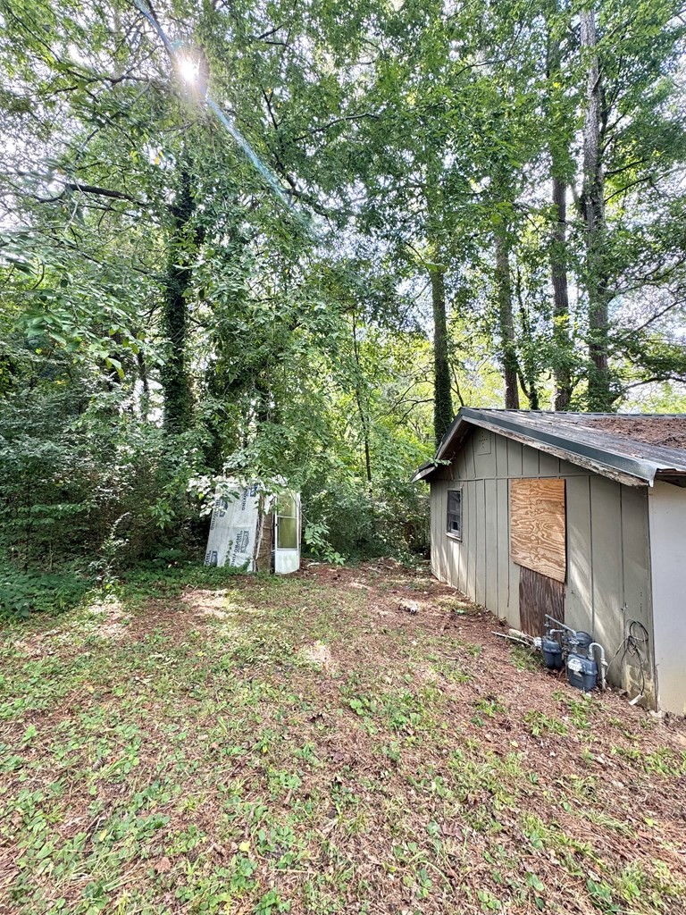 301B Fields Ave