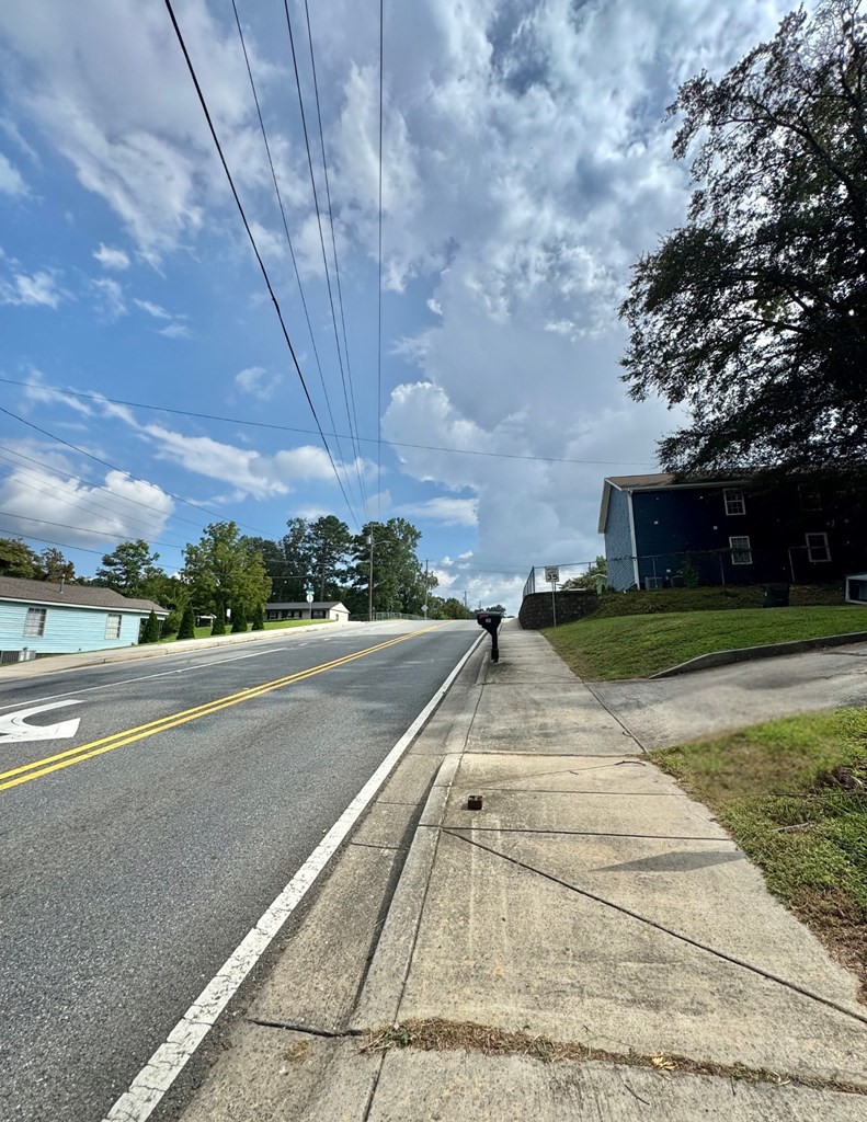 301B Fields Ave