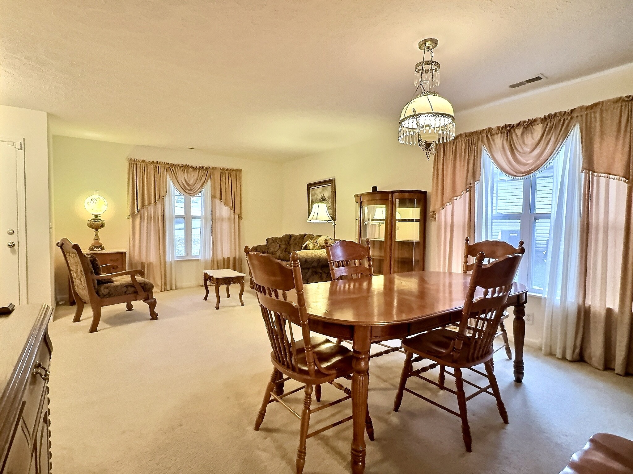 3525 Chandler Cove Way