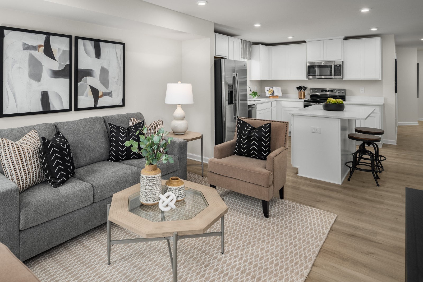 581 Big Bend Ct 101