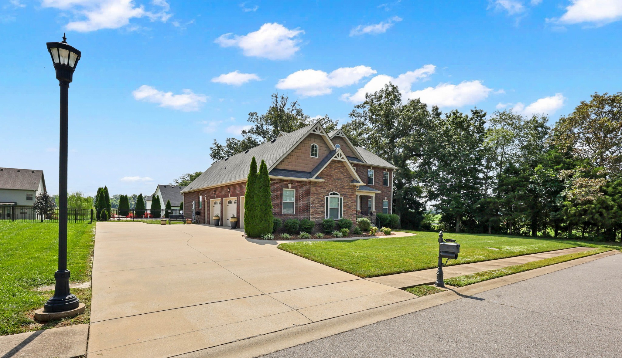 205 CORBIN DRIVE