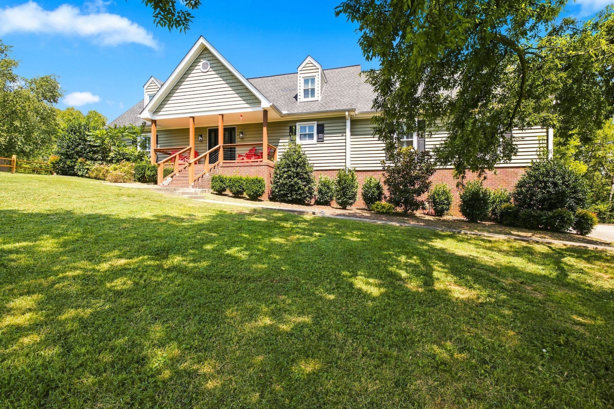 1115 Jensen Ln