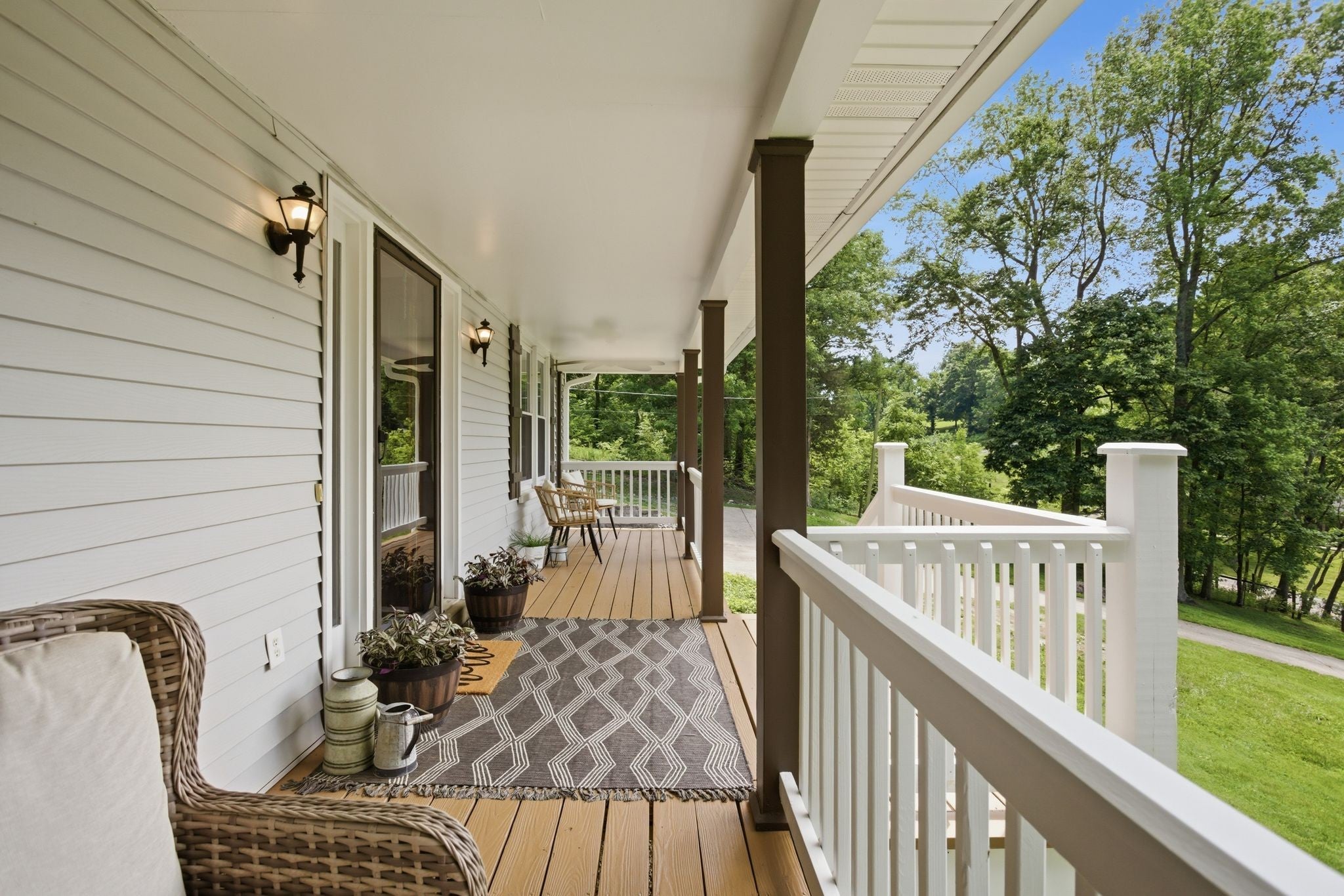 3-bed home sold in Thompsons Station, TN 37179, 6753 Bethesda Arno Rd 6753 Bethesda Arno Rd, Thompsons Station TN 37179 3-bed home, photo 5 of 41