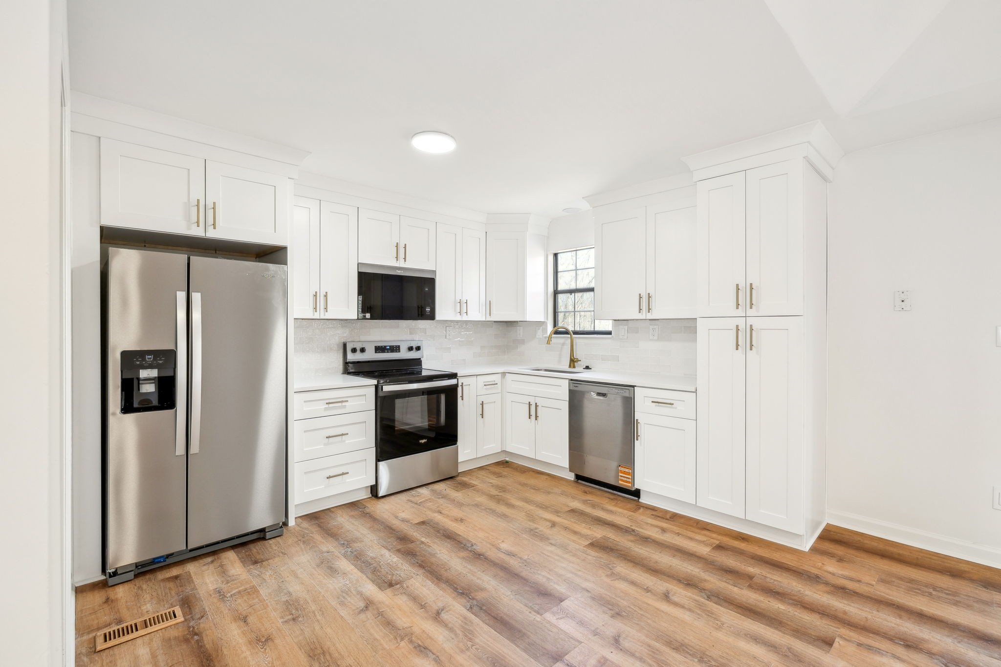 312 Dogwood Ct