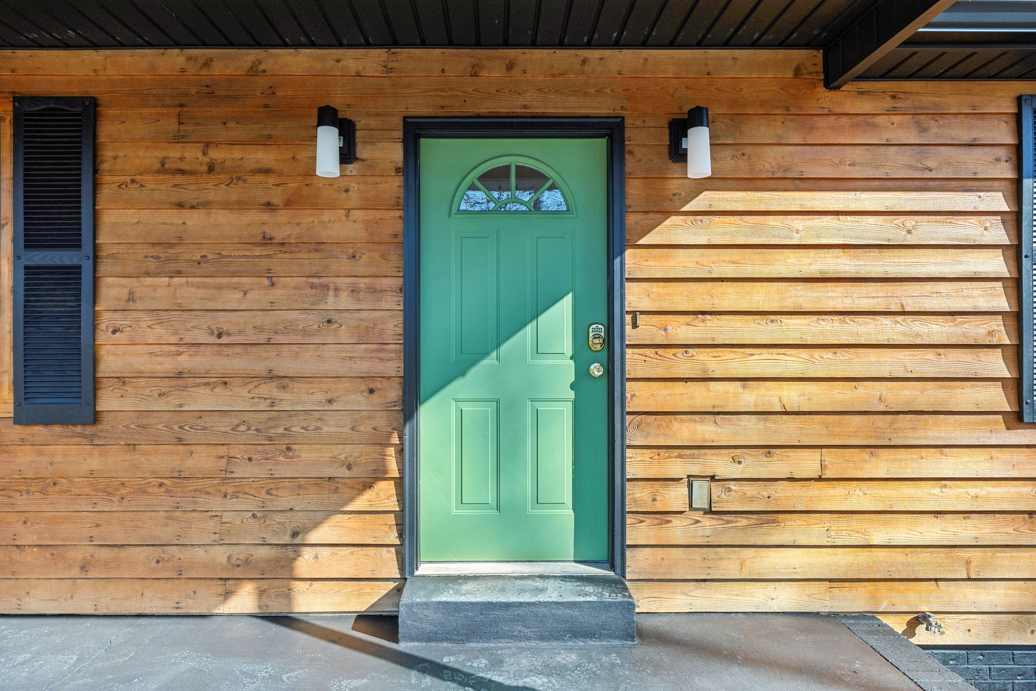 312 Dogwood Ct