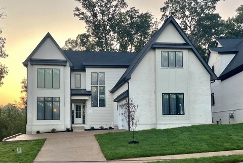 799 Summit Oaks Court Nashville TN 37221