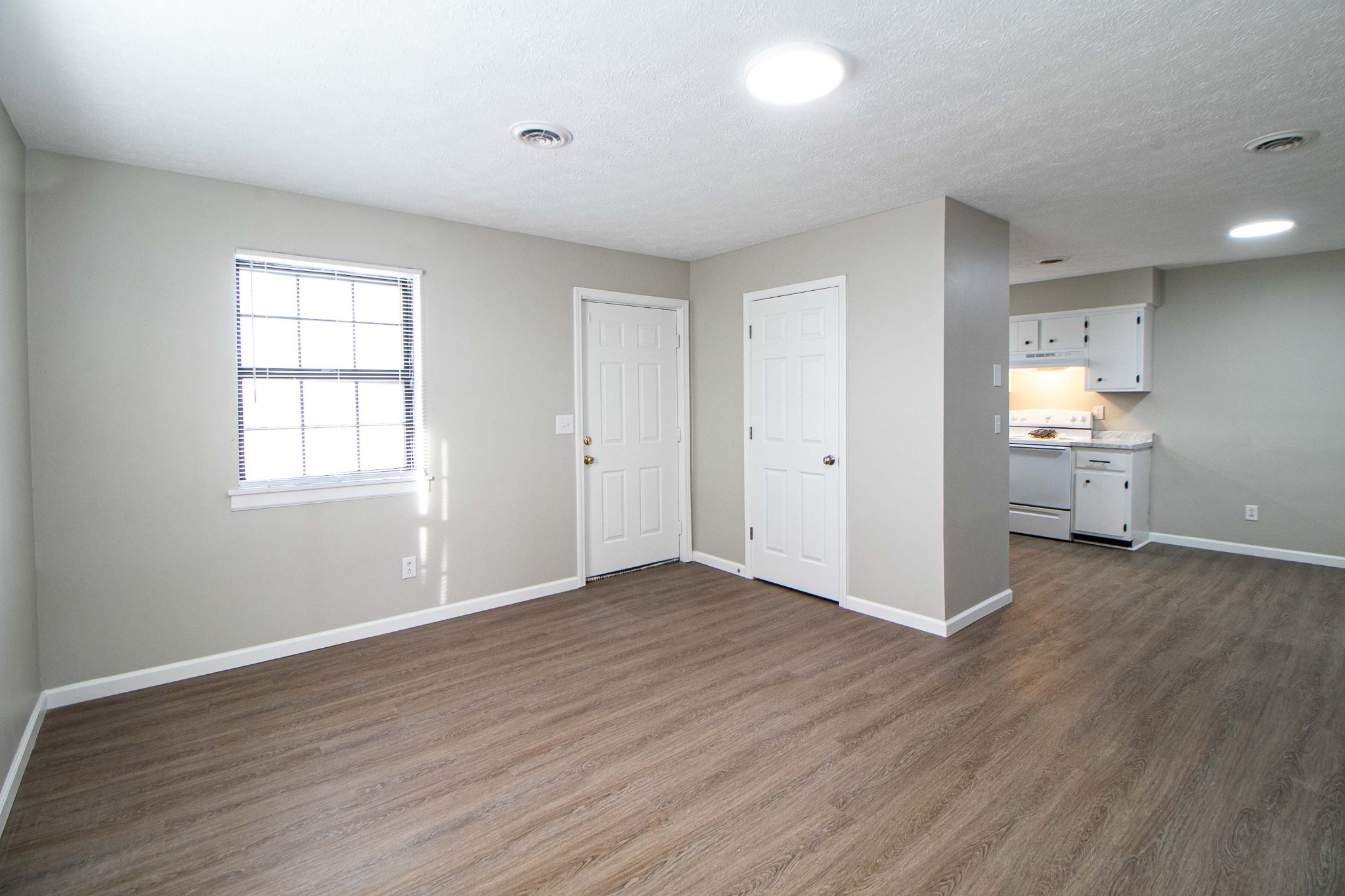 404 Thompsonville Lane #10