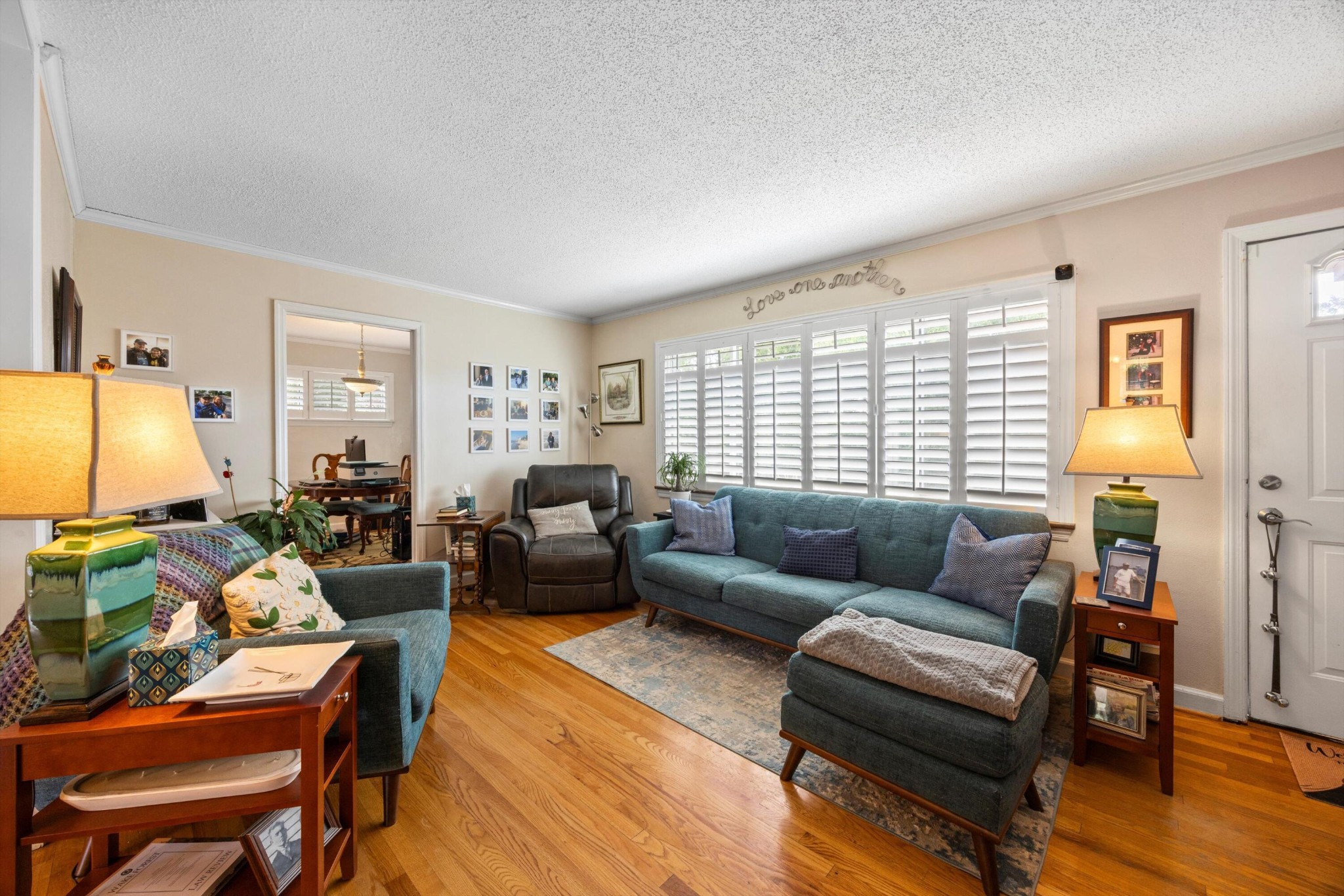 4003 Knollwood Drive