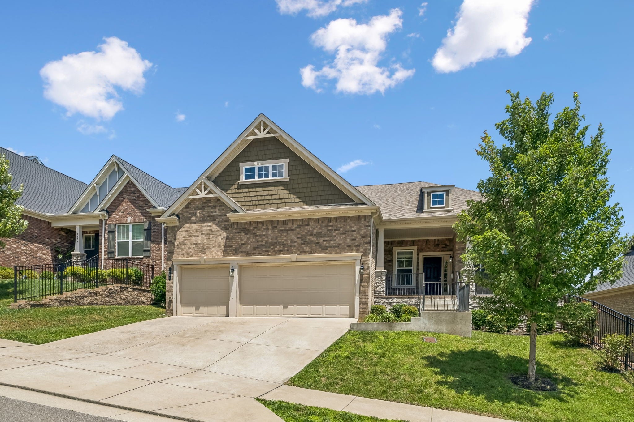 1363 Greenstone Ln