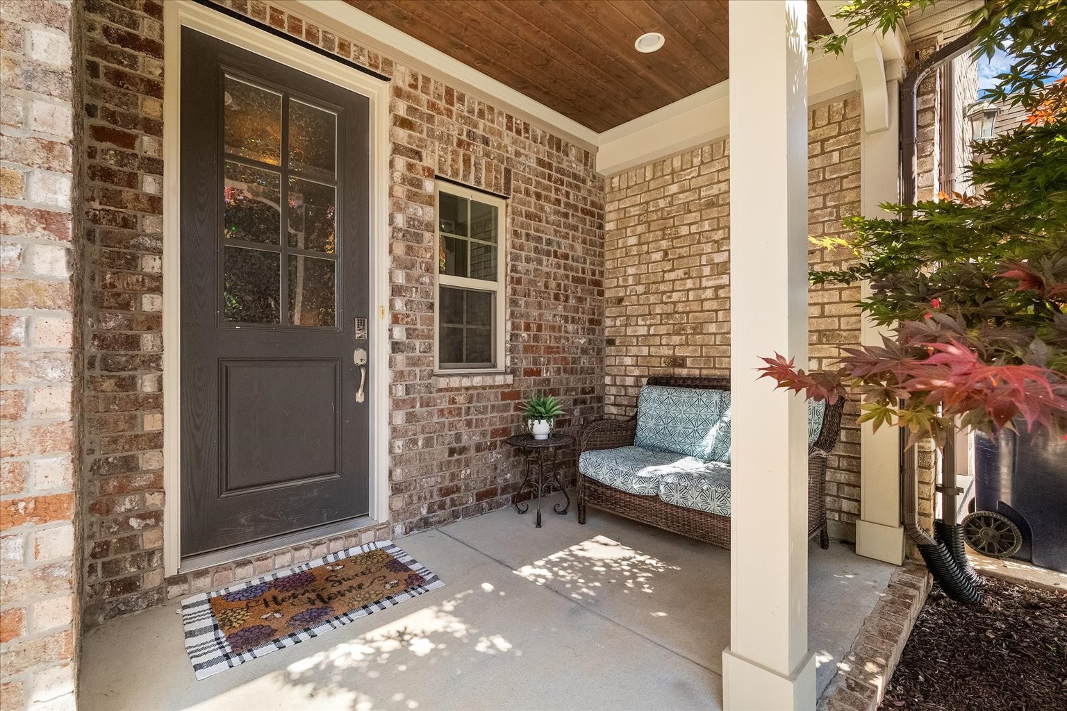 2599 Wellesley Square Dr