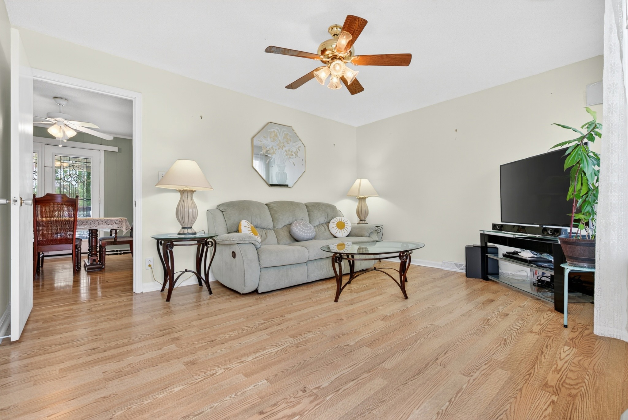 330 Bancroft Dr
