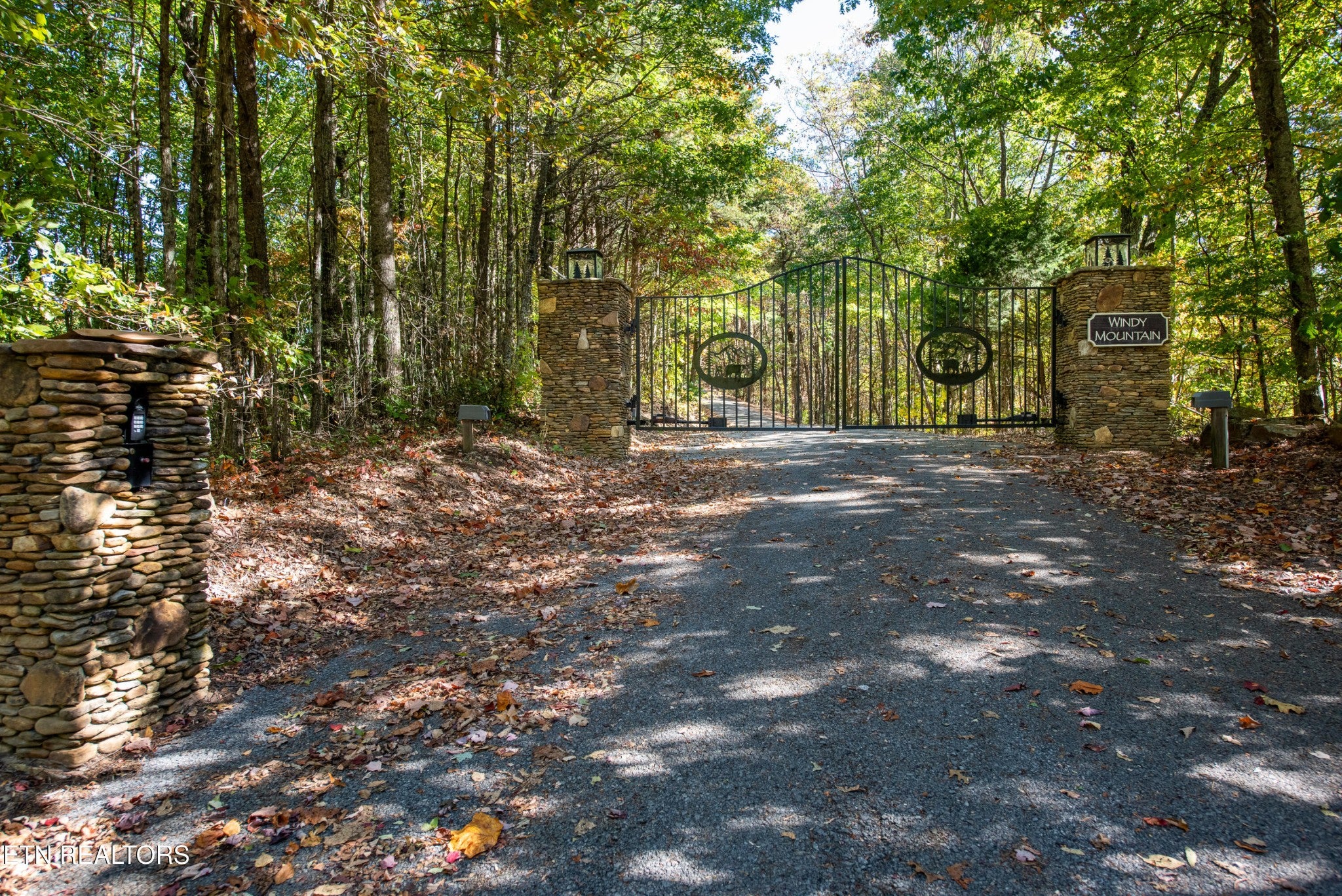 32 Chilhowee Tr