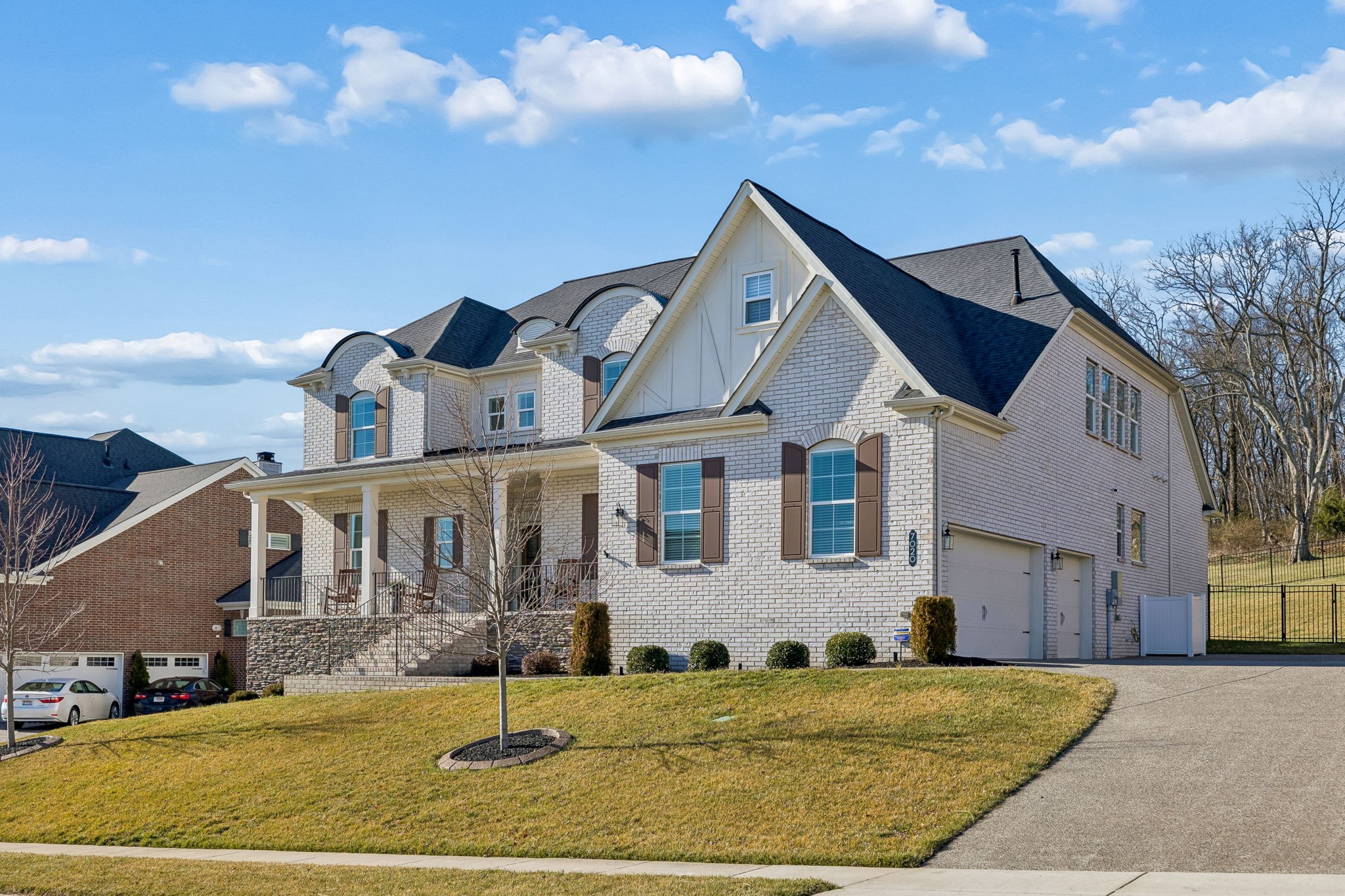 7020 Fiddlers Glen Dr