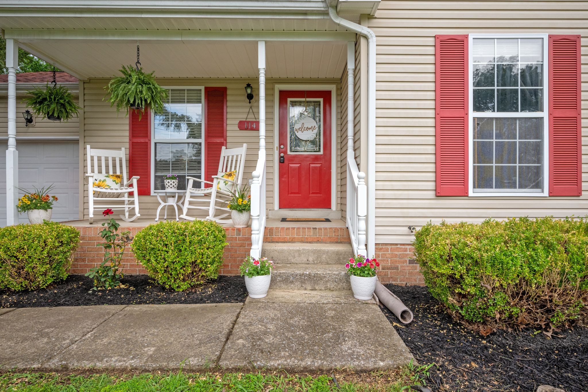 114 Silver Leaf Circle