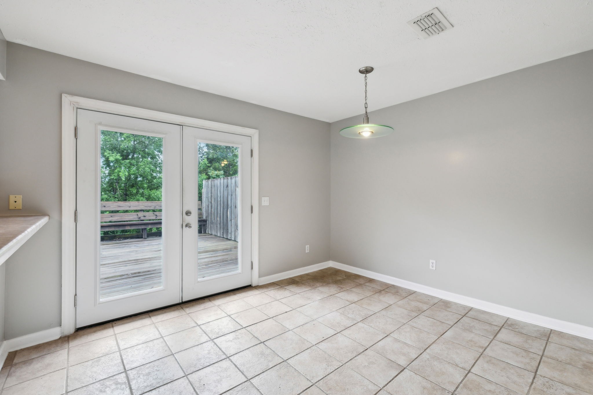 377 Huntington Ridge Dr