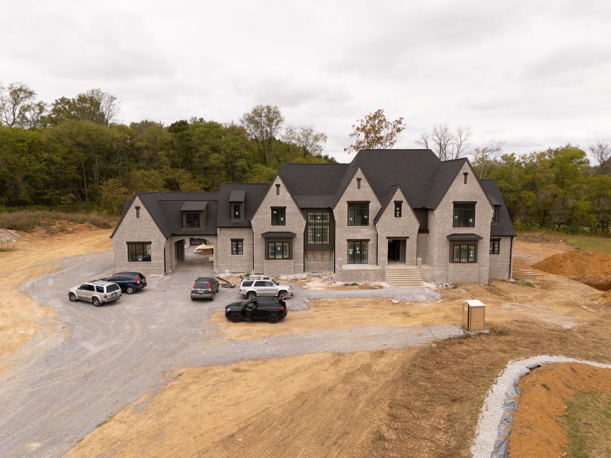 7019 Belcastle Lane
