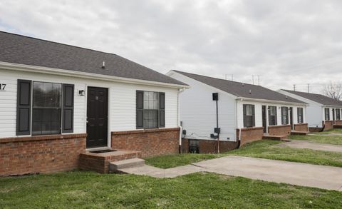 110 Bennett Dr Clarksville TN 37042