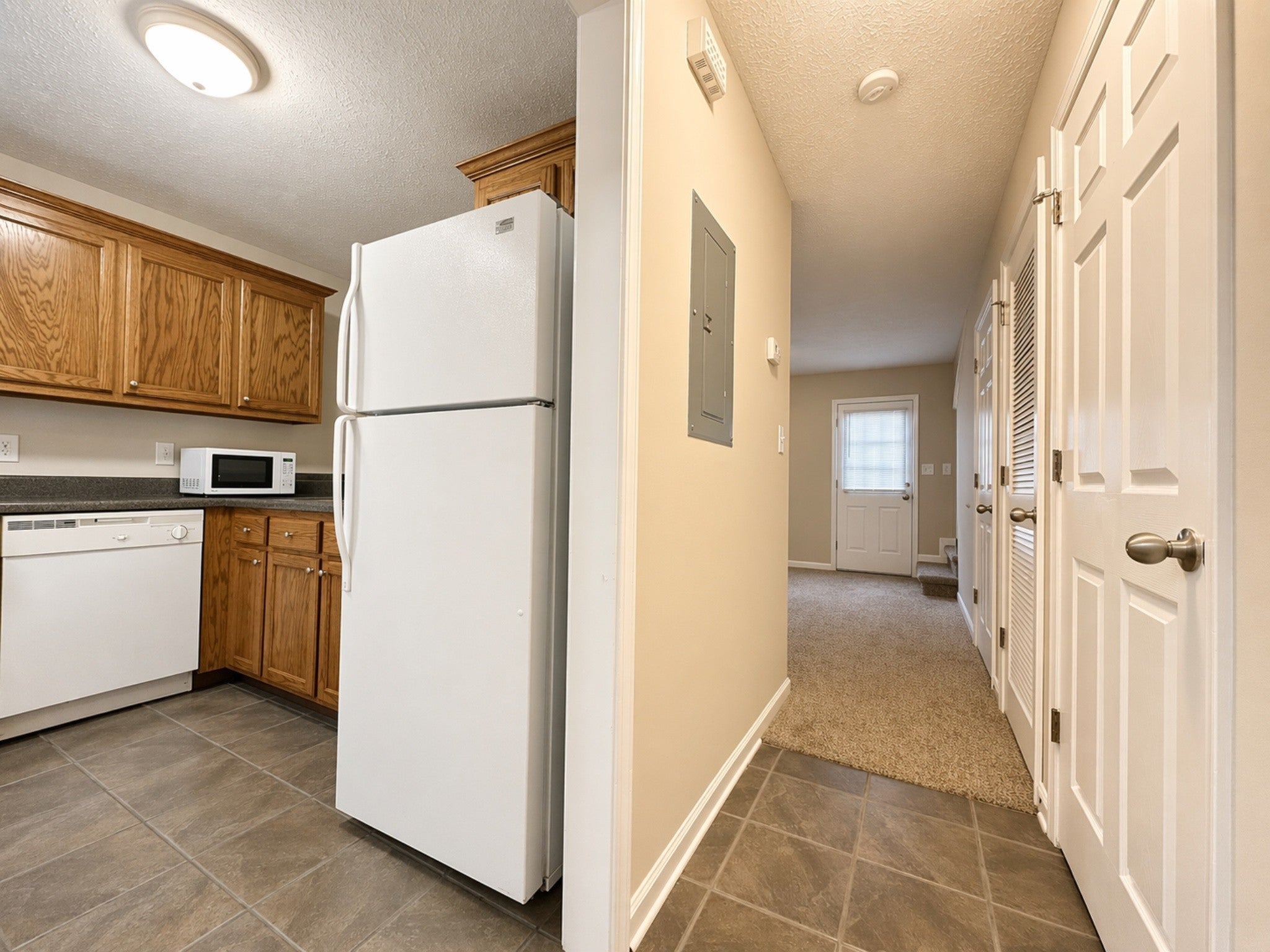 400 Condor Ct D