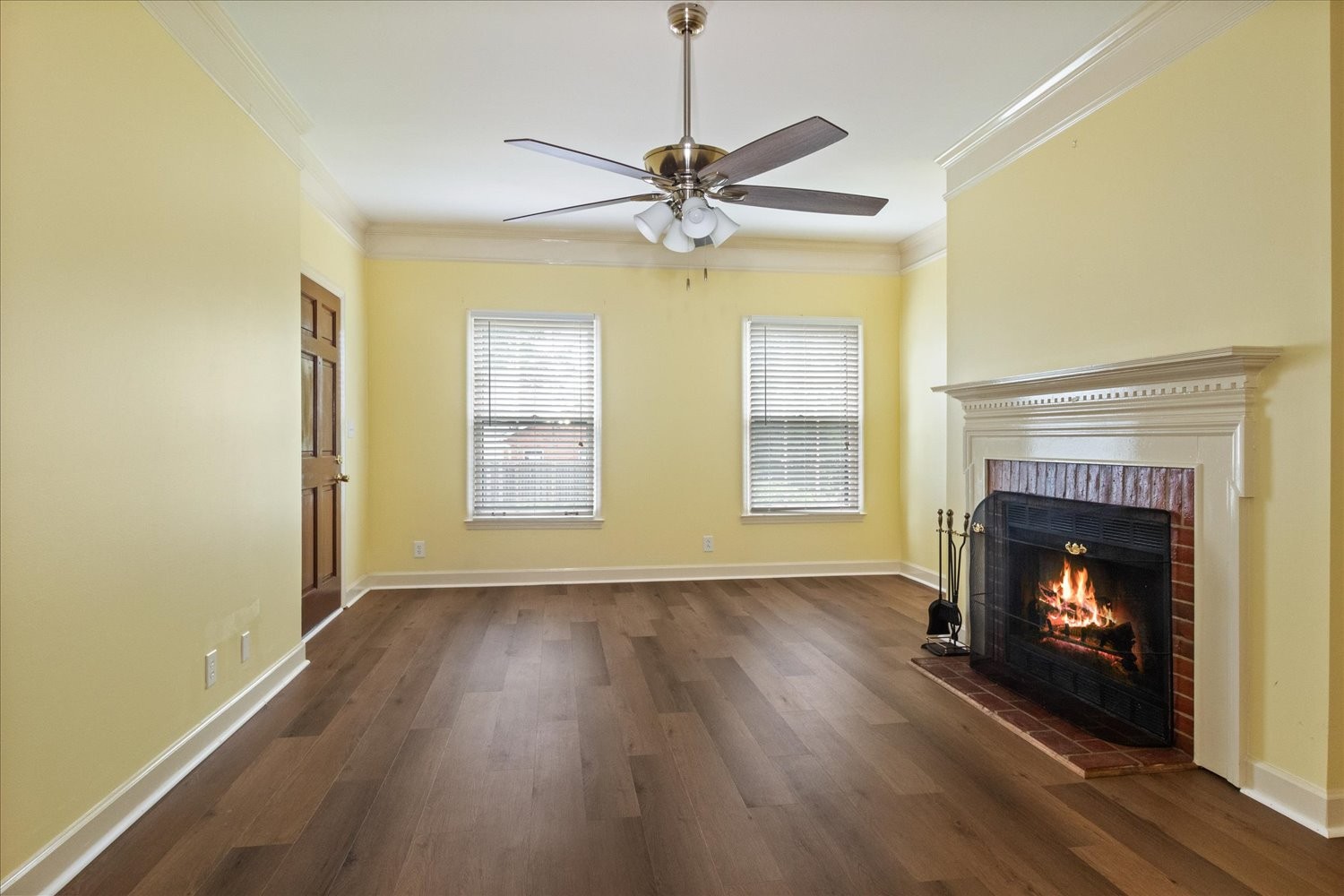 2101 Benton Hall Ct