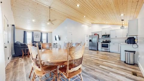 516 Davis St Cowan TN 37318