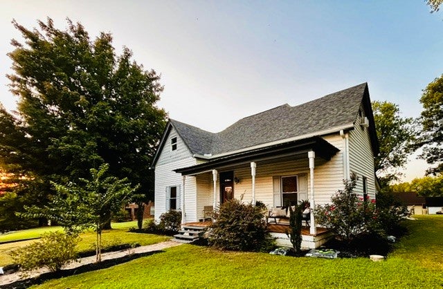 500 5th Ave E